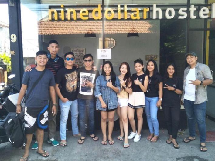 Nine Dollar Hostel Legian (Bali) Exterior photo